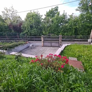 https://garden-house-trezzo.it-lombardy.com